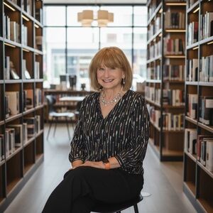 Joie Black 100%silk feather arrow print long sleeve blouse